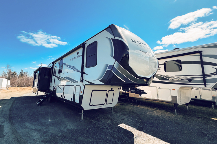 2021 KEYSTONE RV MONTANA HIGH COUNTRY 385BR